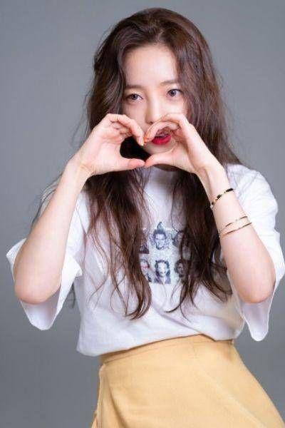 爆料刘亦非母女视频,温馨时刻引发网友热议 第1张 爆料刘亦非母女视频,温馨时刻引发网友热议 第1张